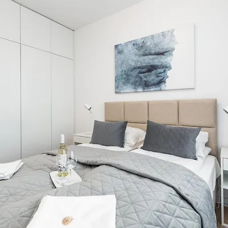 Sunset Premium By Renters Prestige グジボボ