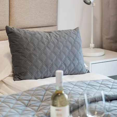 Sunset Premium By Renters Prestige
